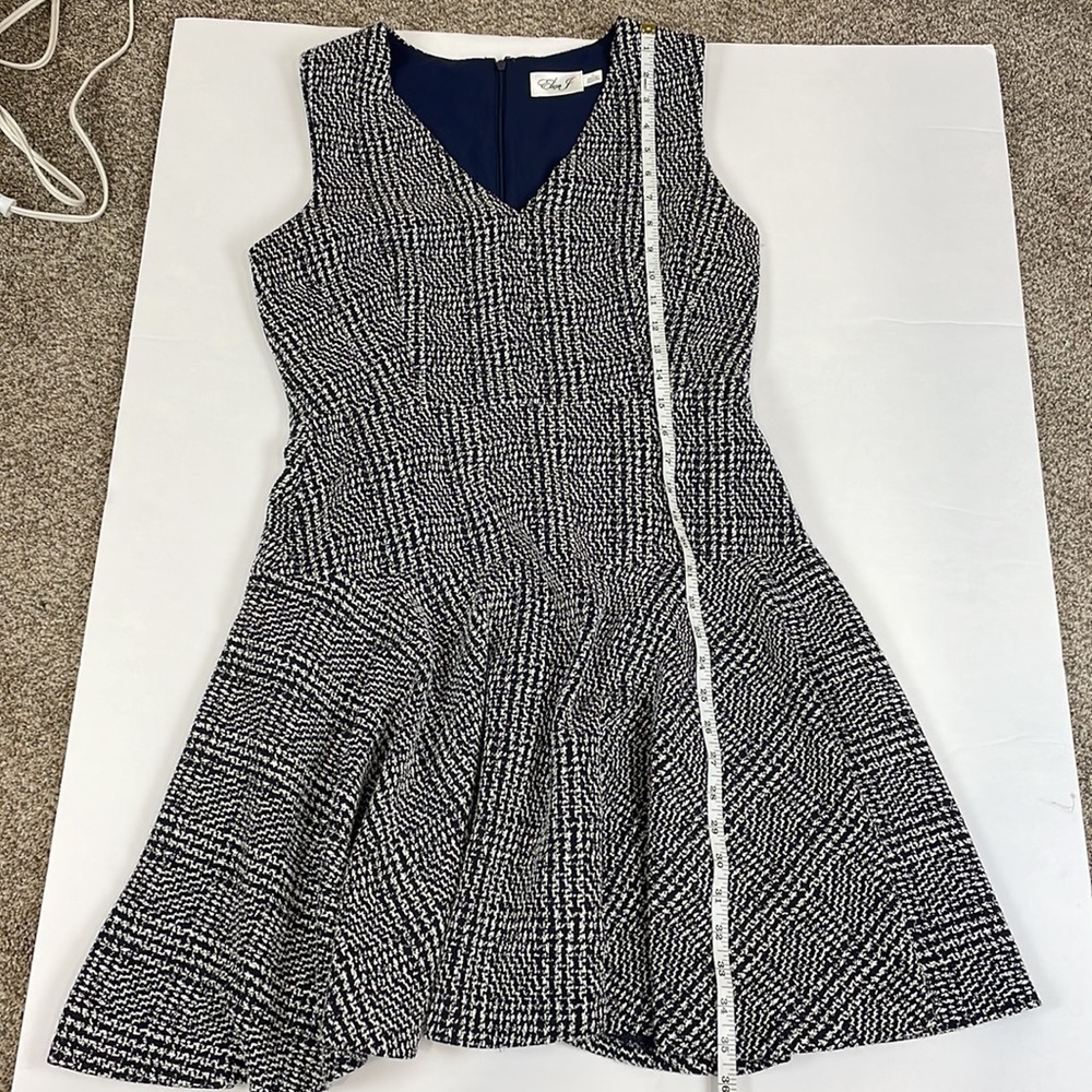 ELIZA J Fit and Flare Dress - Picture 11 of 12